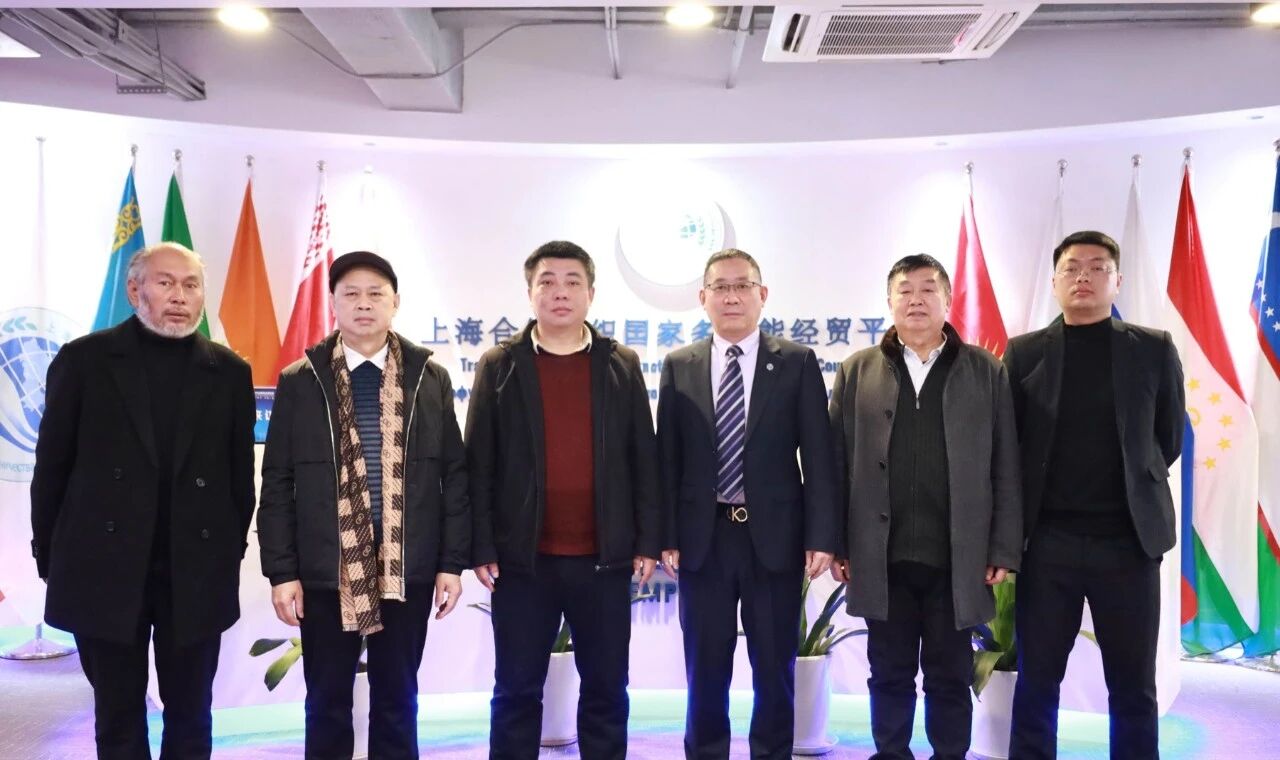 重庆百事兴财务咨询有限公司法人程迪祥到访平台